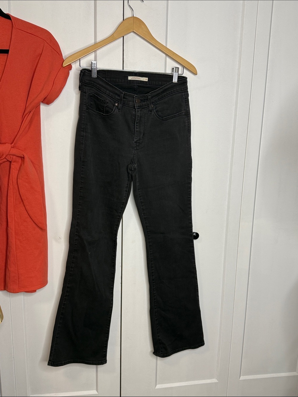 Levi's 28 Black classic boot cut - Classic High-Rise Style